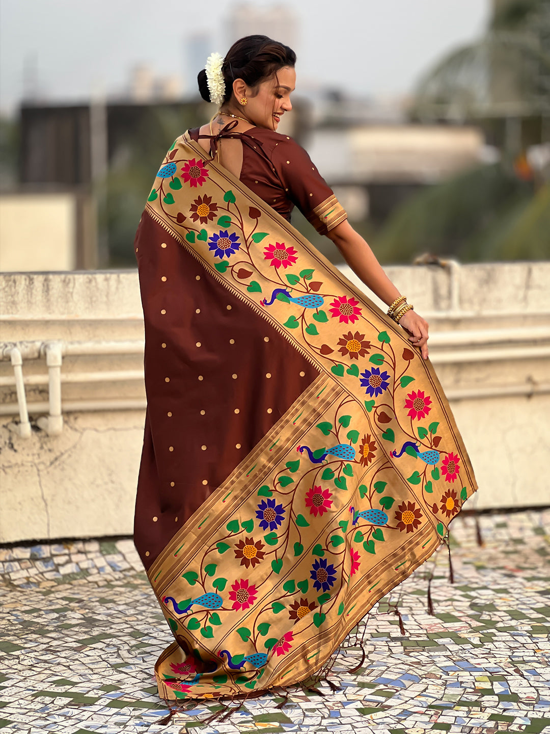 Coffee big border paithani silk zari woven saree