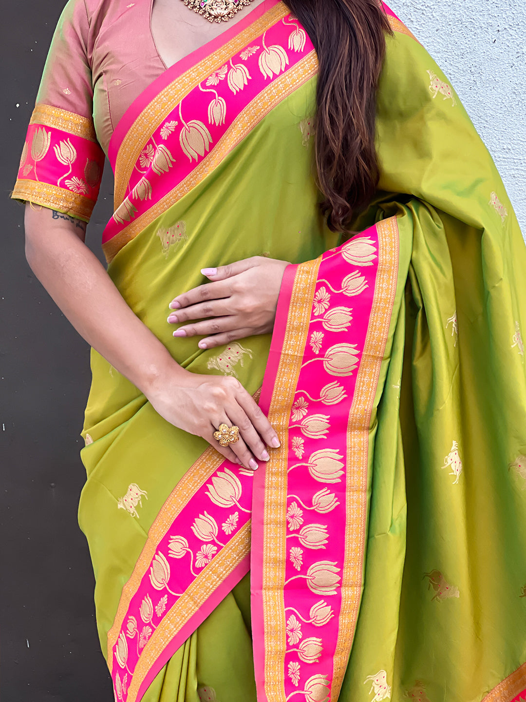 Mehendi green soft silk pichwai traditional zari woven saree