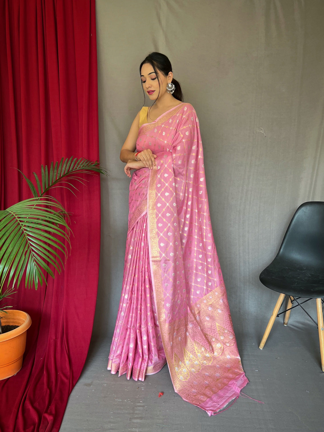 Rose Pink Saree in Cotton Rose Gold