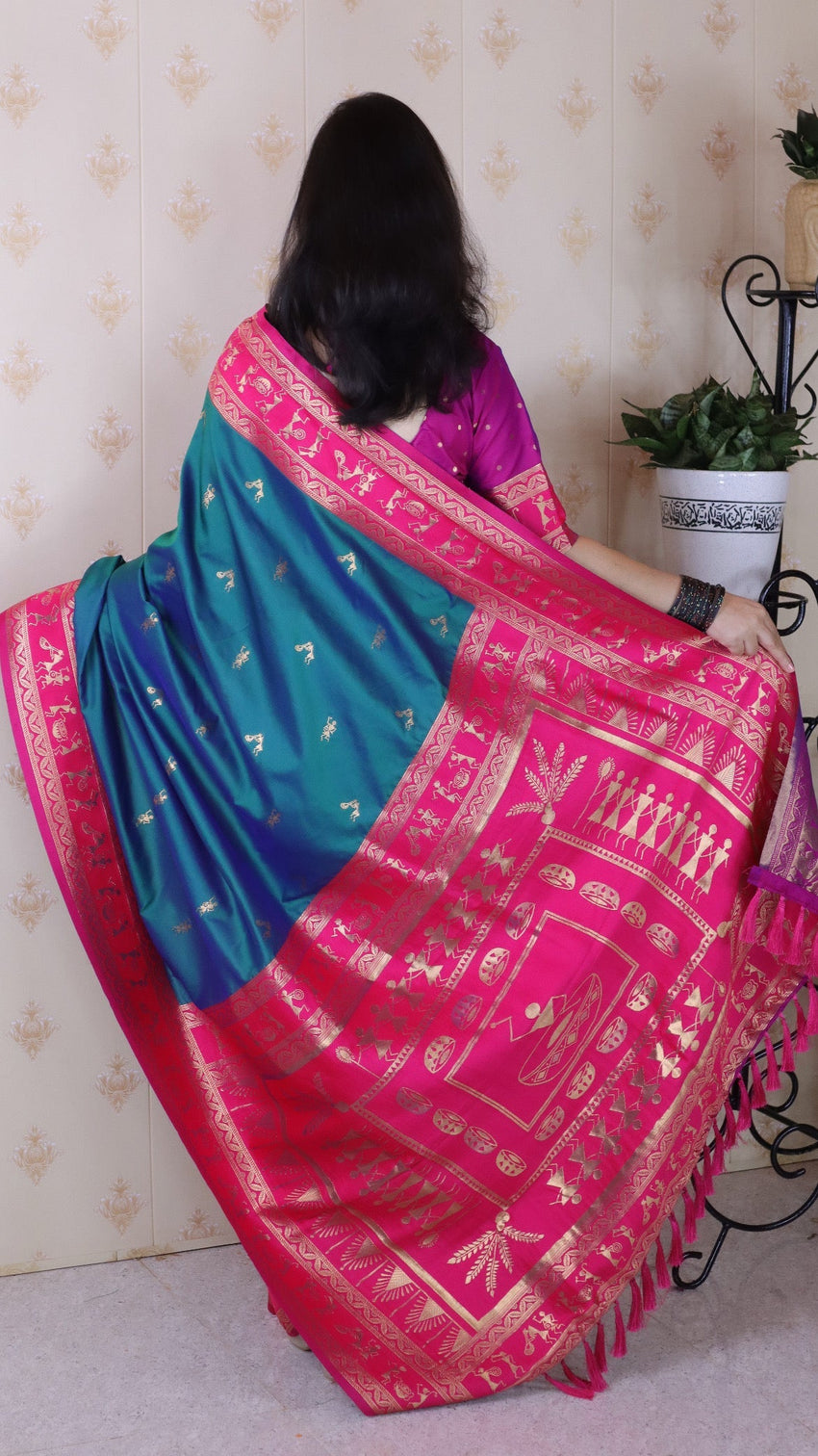Green soft silk zari woven warli art traditional saree