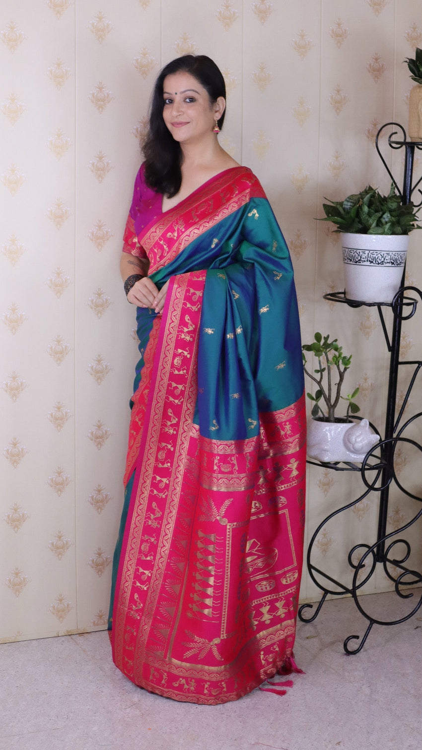 Green soft silk zari woven warli art traditional saree
