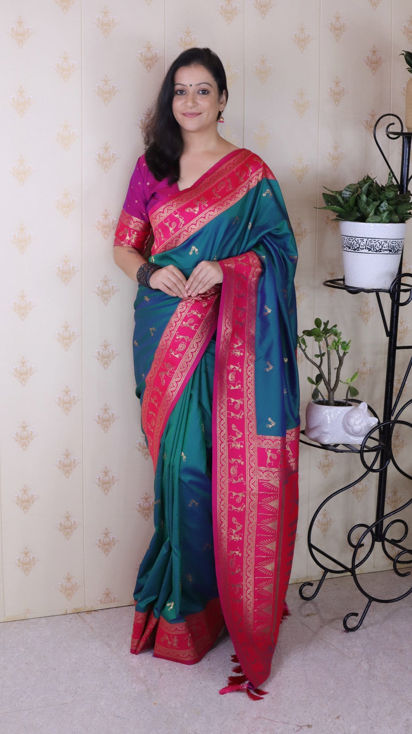 Green soft silk zari woven warli art traditional saree
