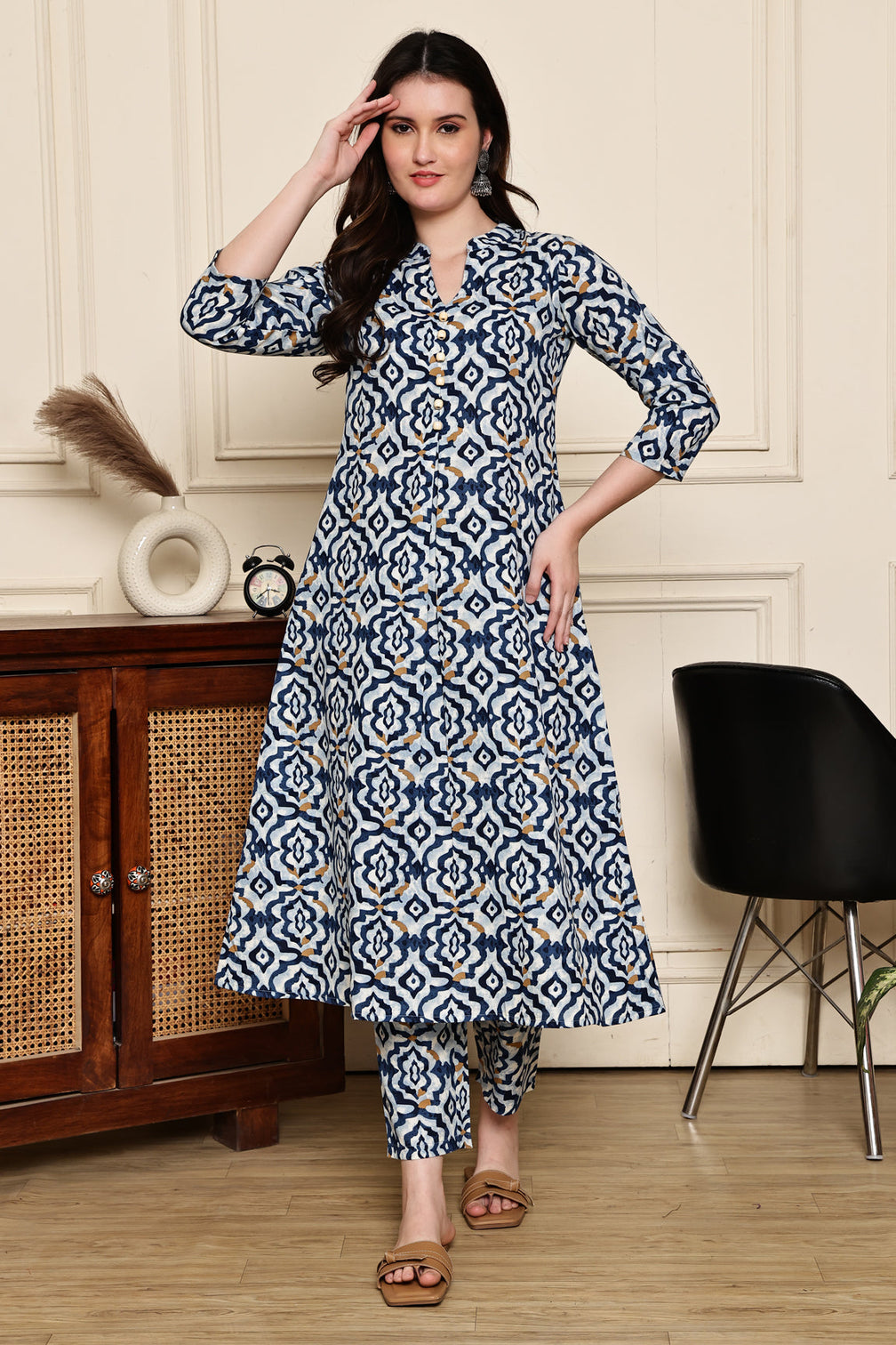 Blue blossom geometric printed kurta with pant