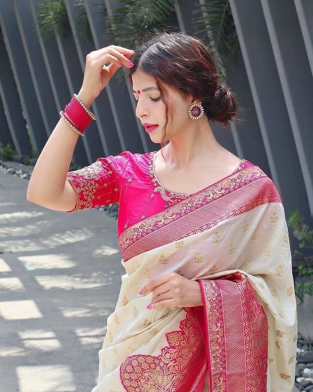 Traditional Beige Soft Silk Saree With Divine Blouse Piece - Mameraa