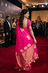 Ethnic Dark Pink Soft Silk Saree With Deserving Blouse Piece