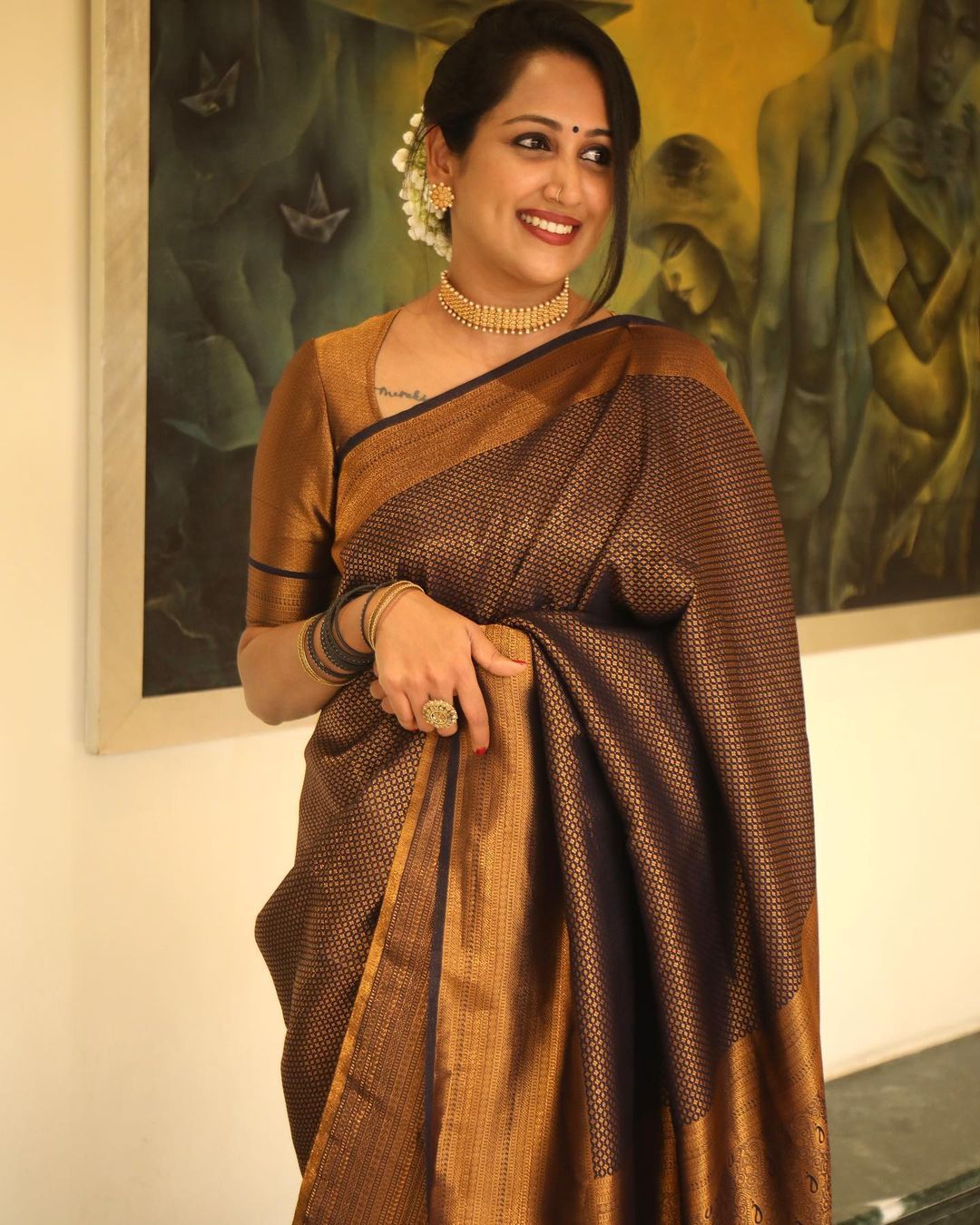 Fantabulous Black Soft Silk Saree with Incomparable Blouse Piece - Mameraa