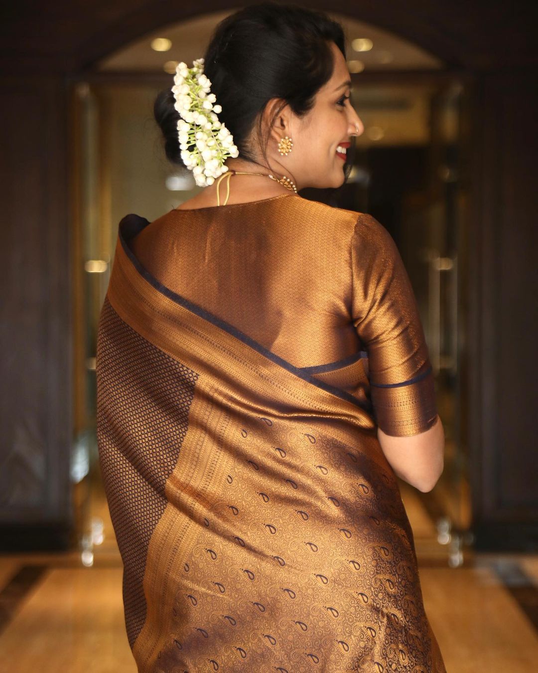 Fantabulous Black Soft Silk Saree with Incomparable Blouse Piece - Mameraa
