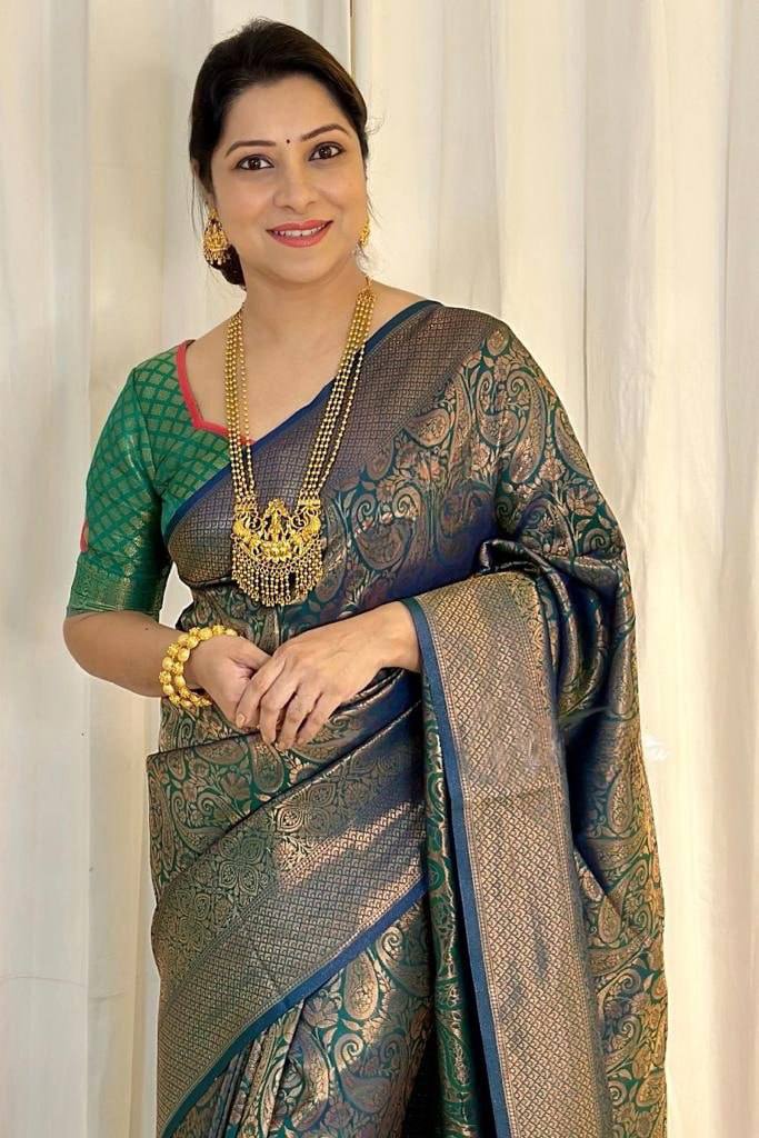 Scrumptious Dark Green Soft Silk Saree With Seraphic Blouse Piece