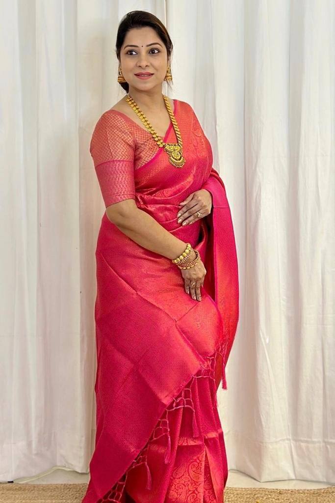 Adorable Dark Pink Soft Silk Saree With Splendiferous Blouse Piece