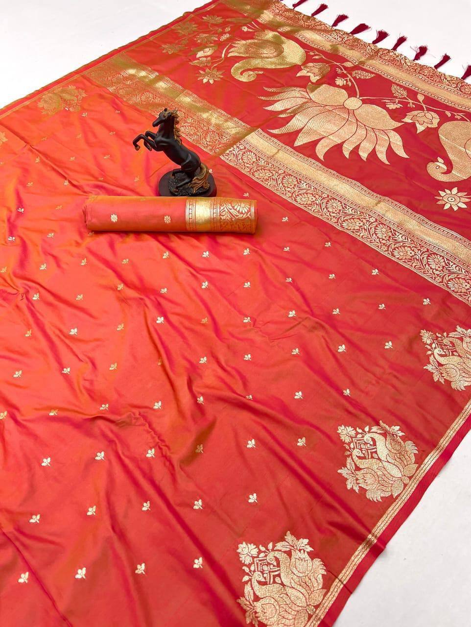 Admirable Peach Soft Silk Saree With Mesmerising Blouse Piece