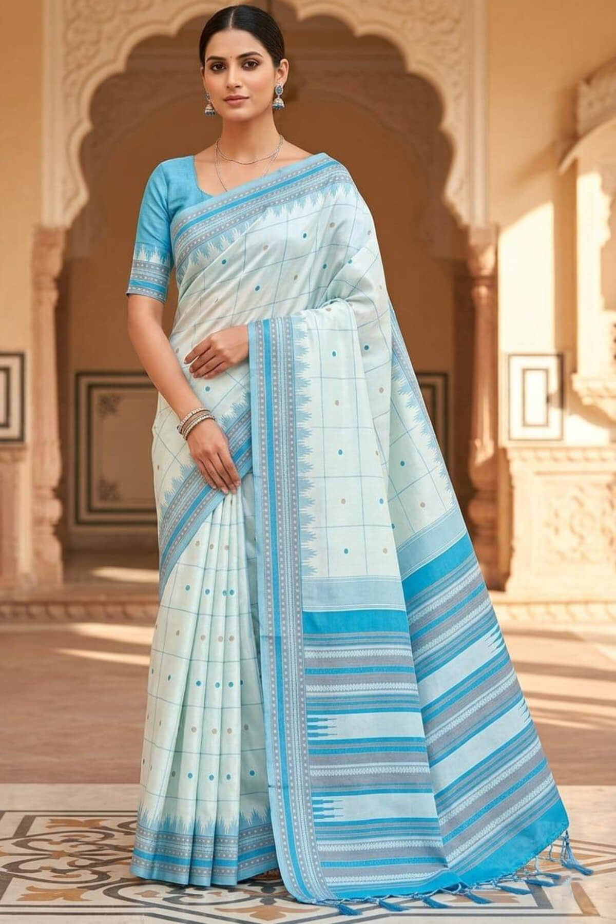 Ravishing Sky Soft Silk Saree With Incomparable Blouse Piece