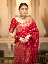 Desiring Red Soft Silk Saree With Engrossing Blouse Piece