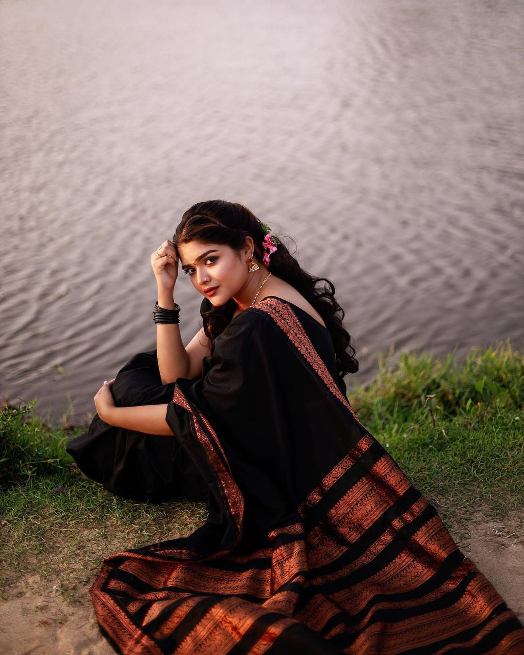 Skinny Black Soft Banarasi Silk Saree With Beauteous Blouse Piece