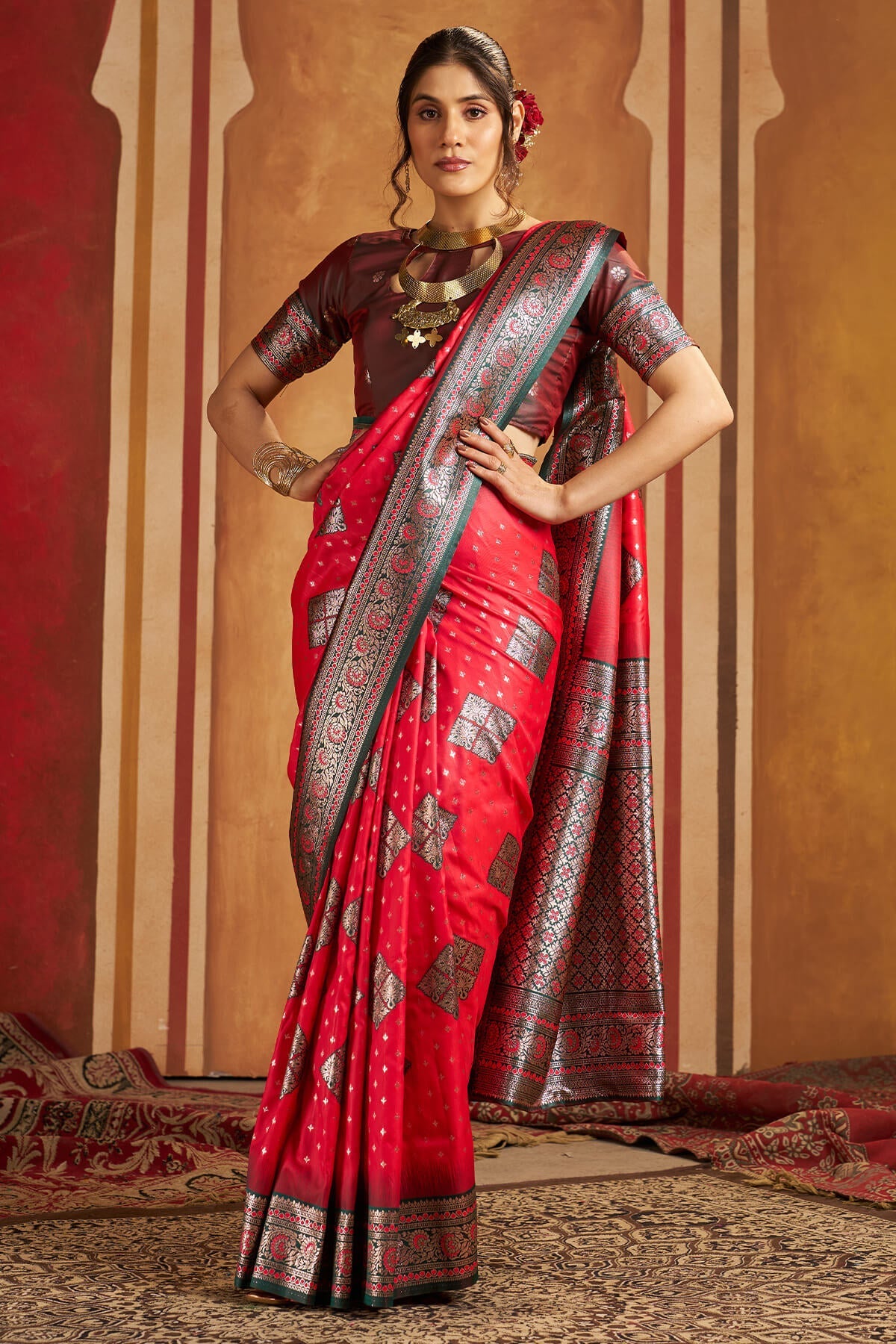 Seraglio Dark Pink Pure Zari Weaving Banarasi Silk Saree With Magnetic Blouse Piece