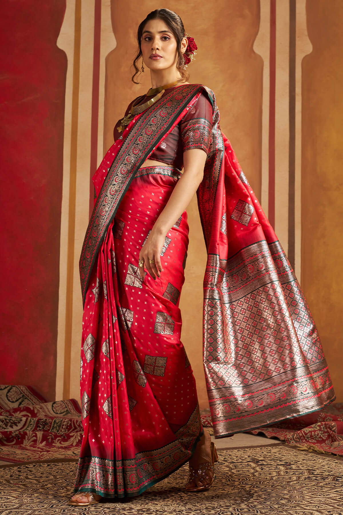 Seraglio Dark Pink Pure Zari Weaving Banarasi Silk Saree With Magnetic Blouse Piece