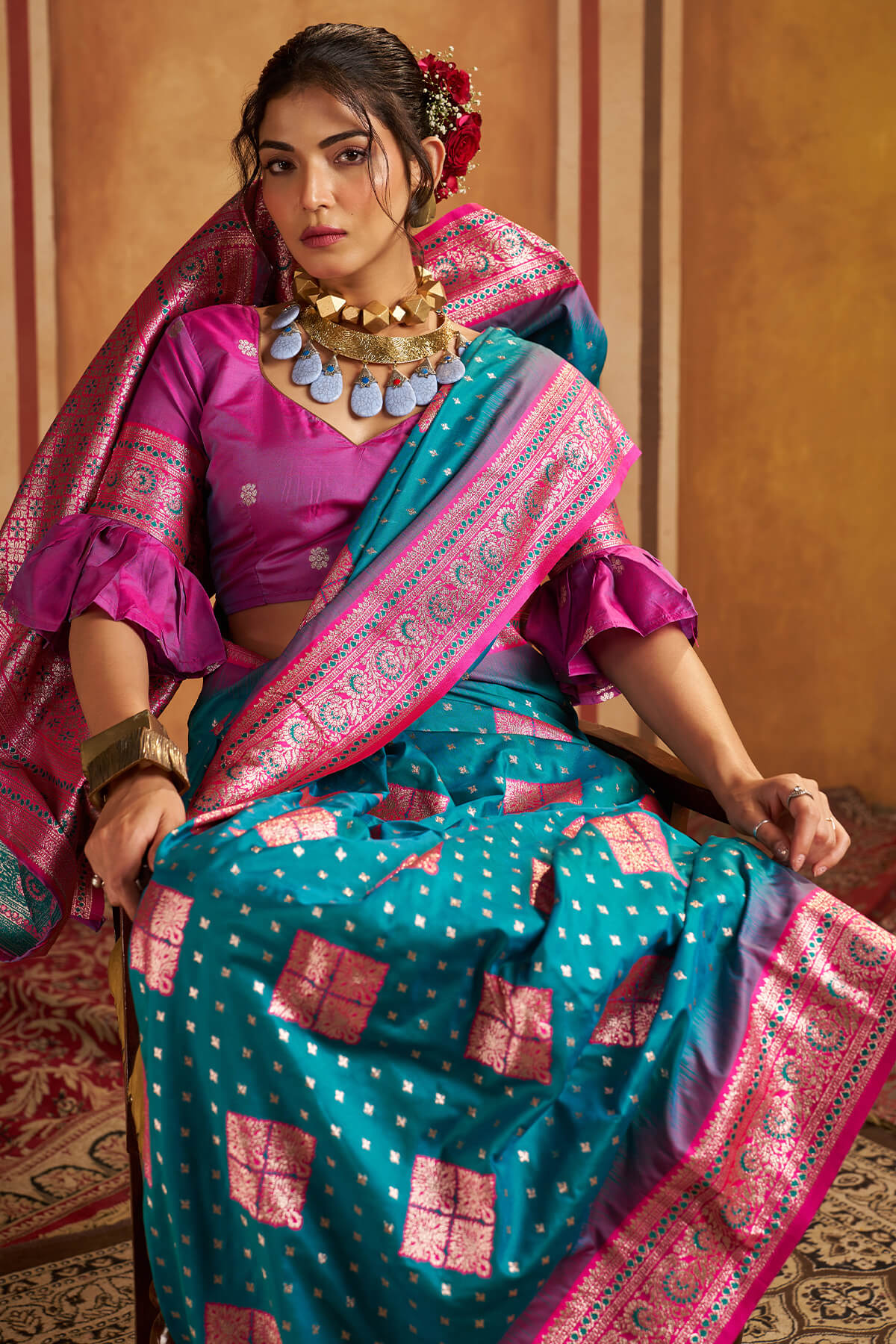 Prominent Firozi Pure Zari Weaving Banarasi Silk Saree With Flamboyant Blouse Piece