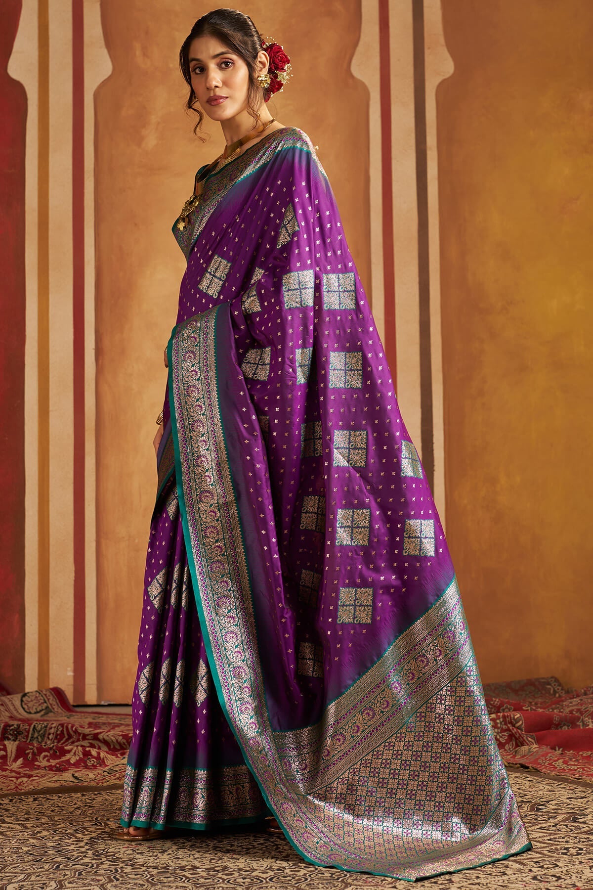 Epiphany Purple Pure Zari Weaving Banarasi Silk Saree With Classic Blouse Piece