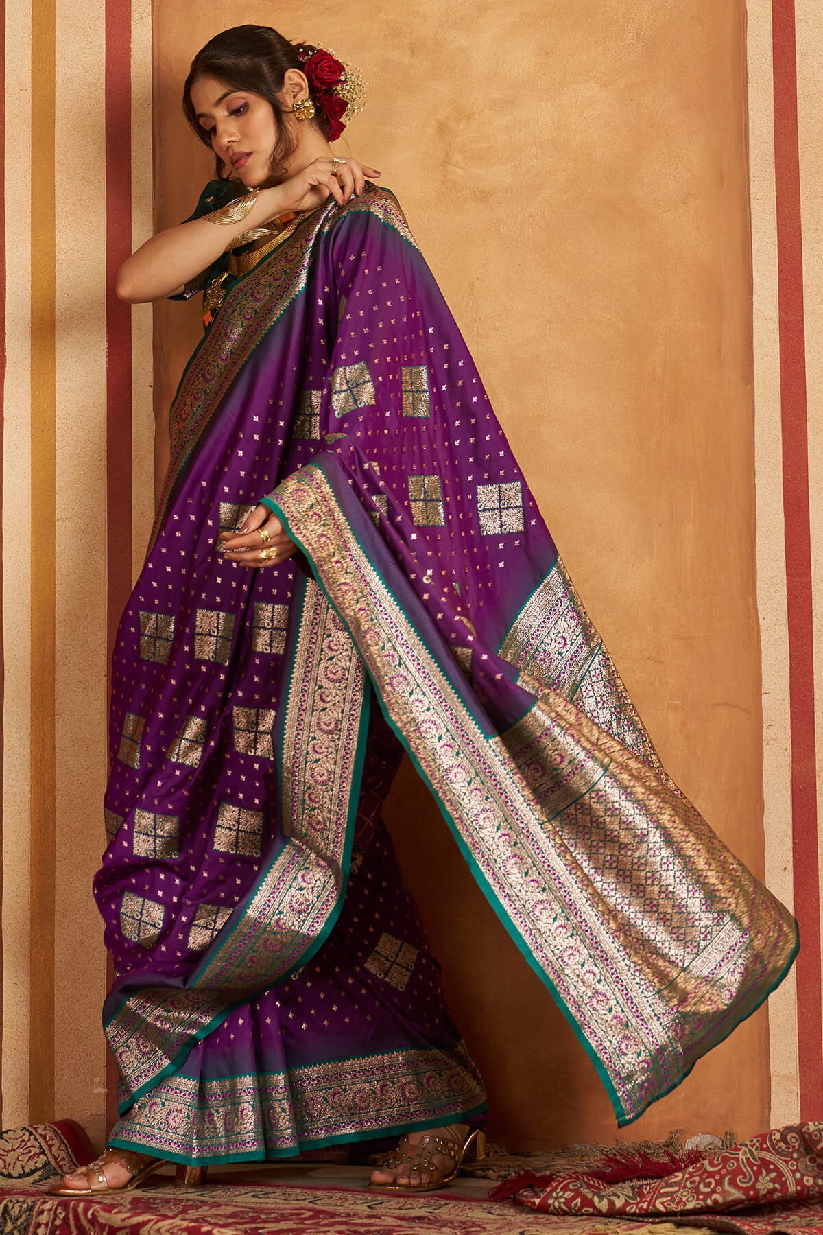 Epiphany Purple Pure Zari Weaving Banarasi Silk Saree With Classic Blouse Piece
