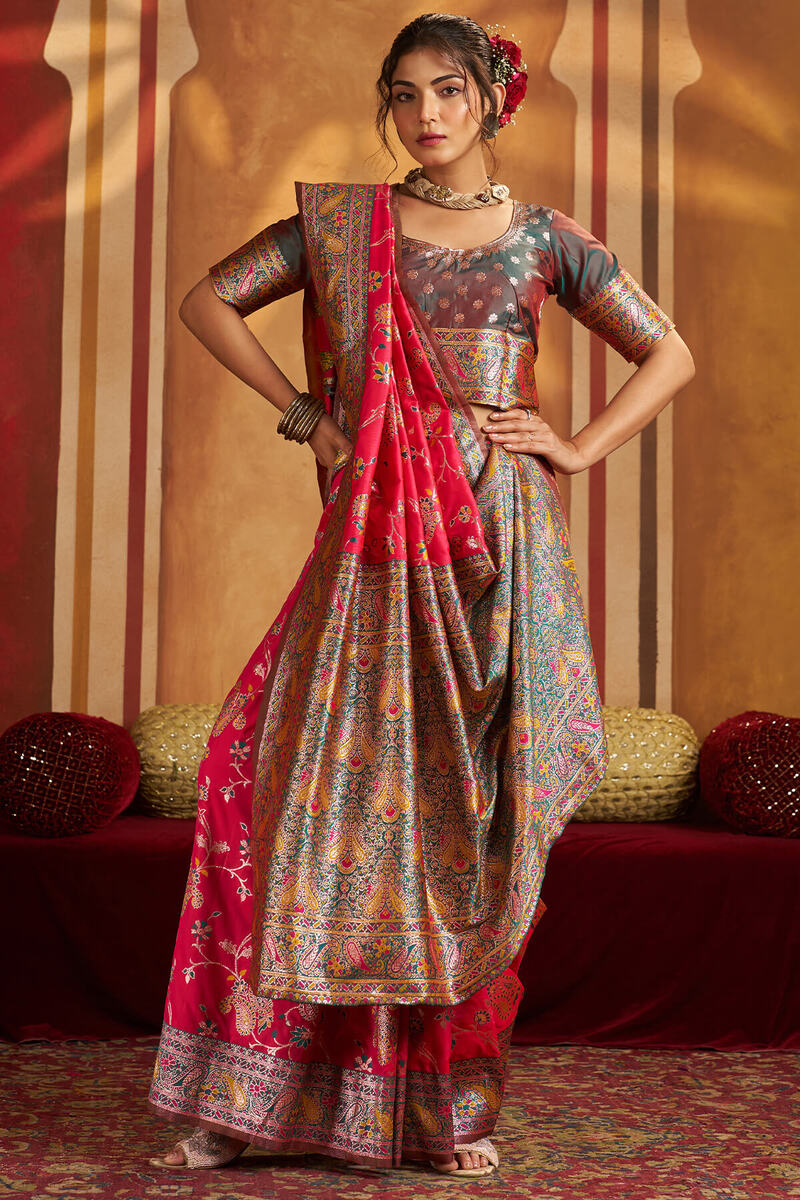 Snazzy Dark Pink Pure Zari Weaving Banarasi Silk Saree With Scintillating Blouse Piece