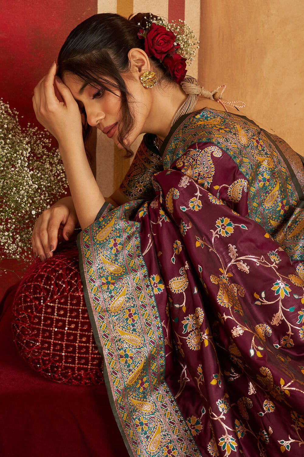 Glowing Purple Pure Zari Weaving Banarasi Silk Saree With Designer Blouse Piece