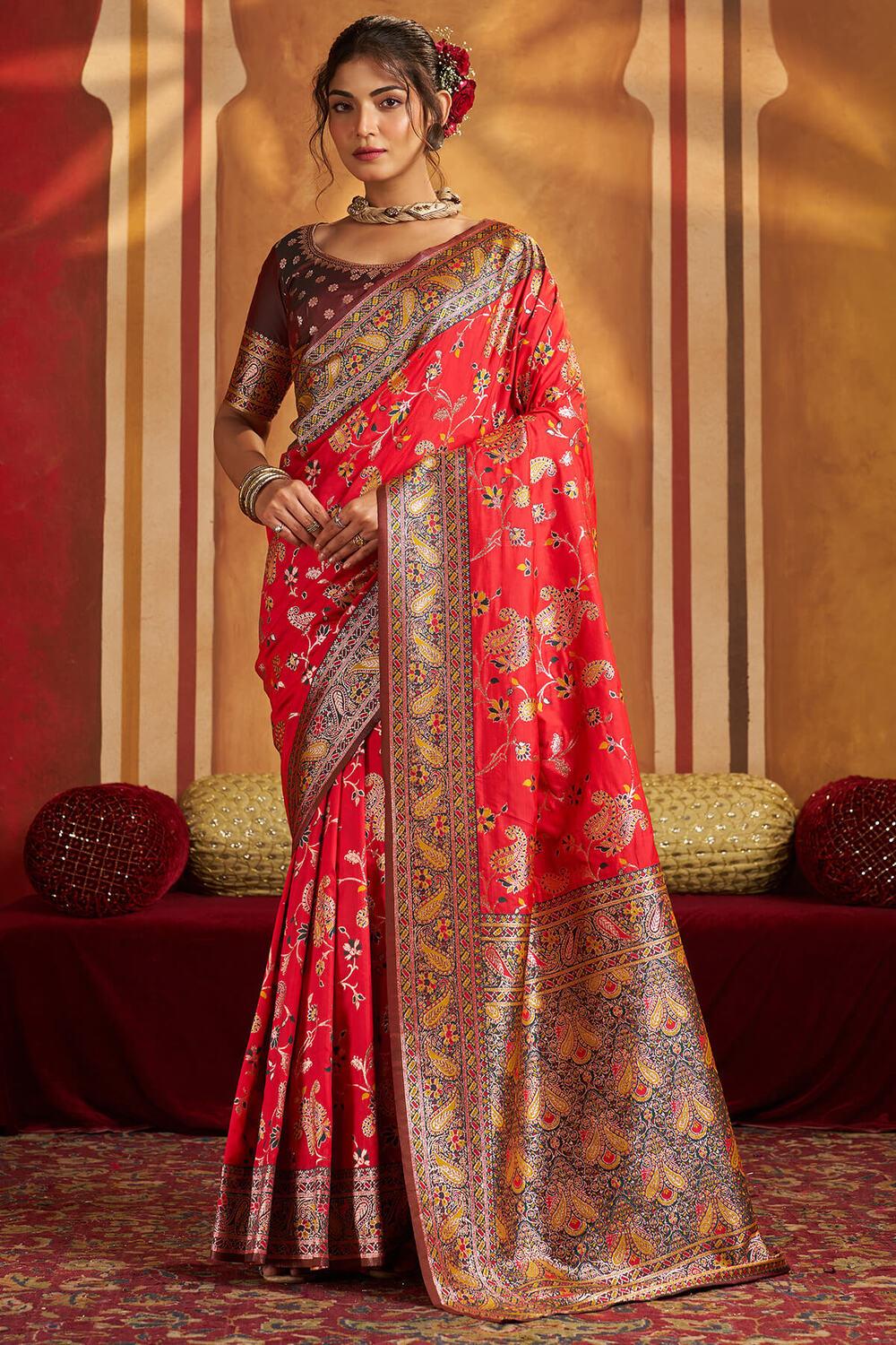 Demesne Red Pure Zari Weaving Banarasi Silk Saree With Lovely Blouse Piece