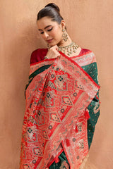 Flameboyant Dark Green Pure Zari Weaving Banarasi Silk Saree With Chatoyant Blouse Piece