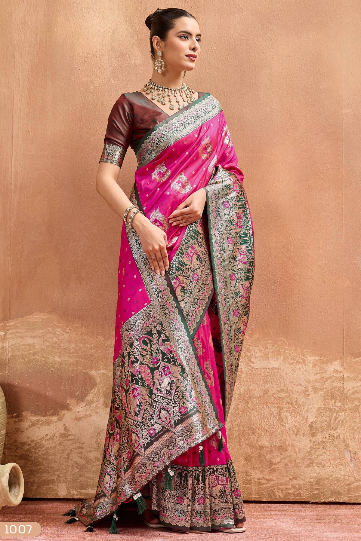 Fairytale Dark Pink Pure Zari Weaving Banarasi Silk Saree With Splendiferous Blouse Piece