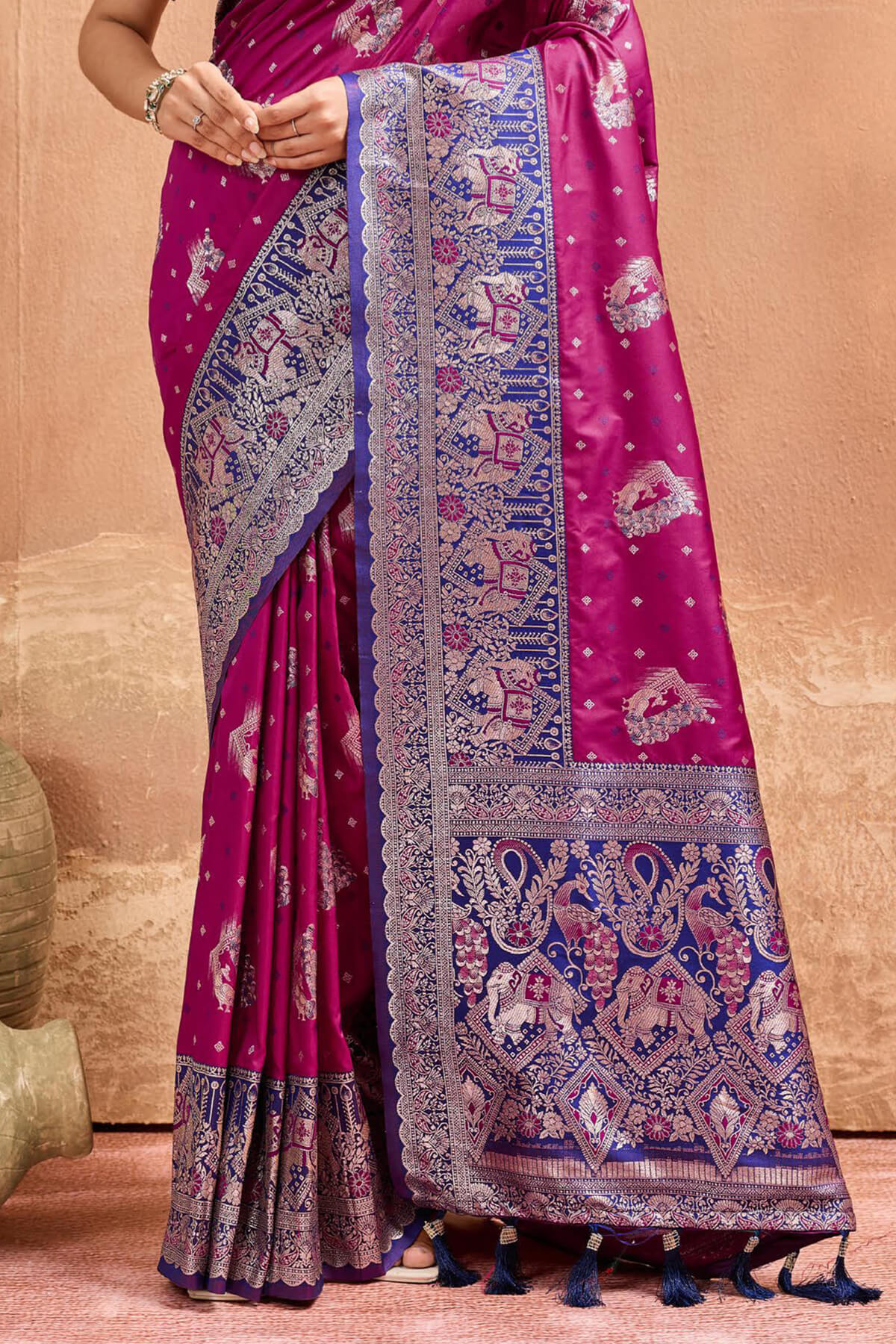 Glamorous Wine Pure Zari Weaving Banarasi Silk Saree With Stylish Blouse Piece