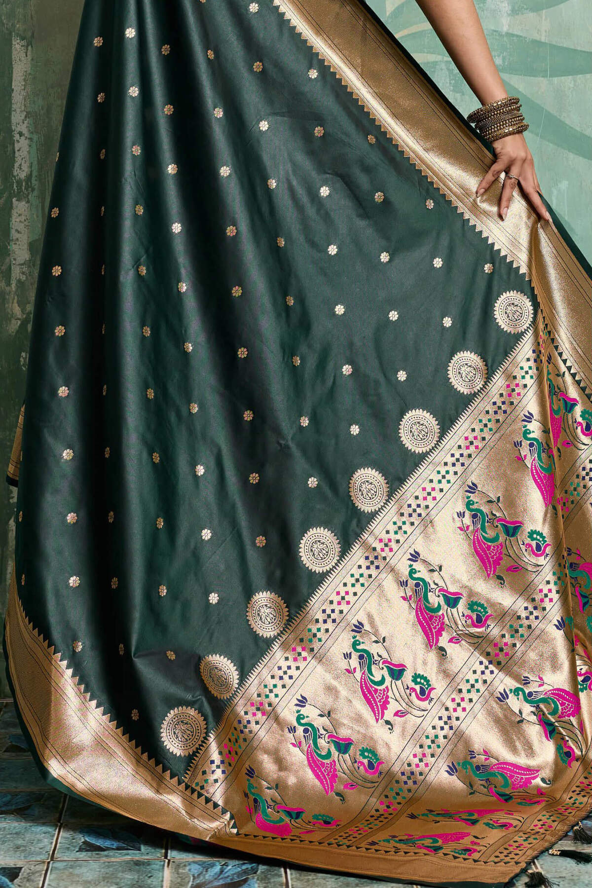 Prominent Dark Green Paithani Silk Saree With Whimsical Blouse Piece