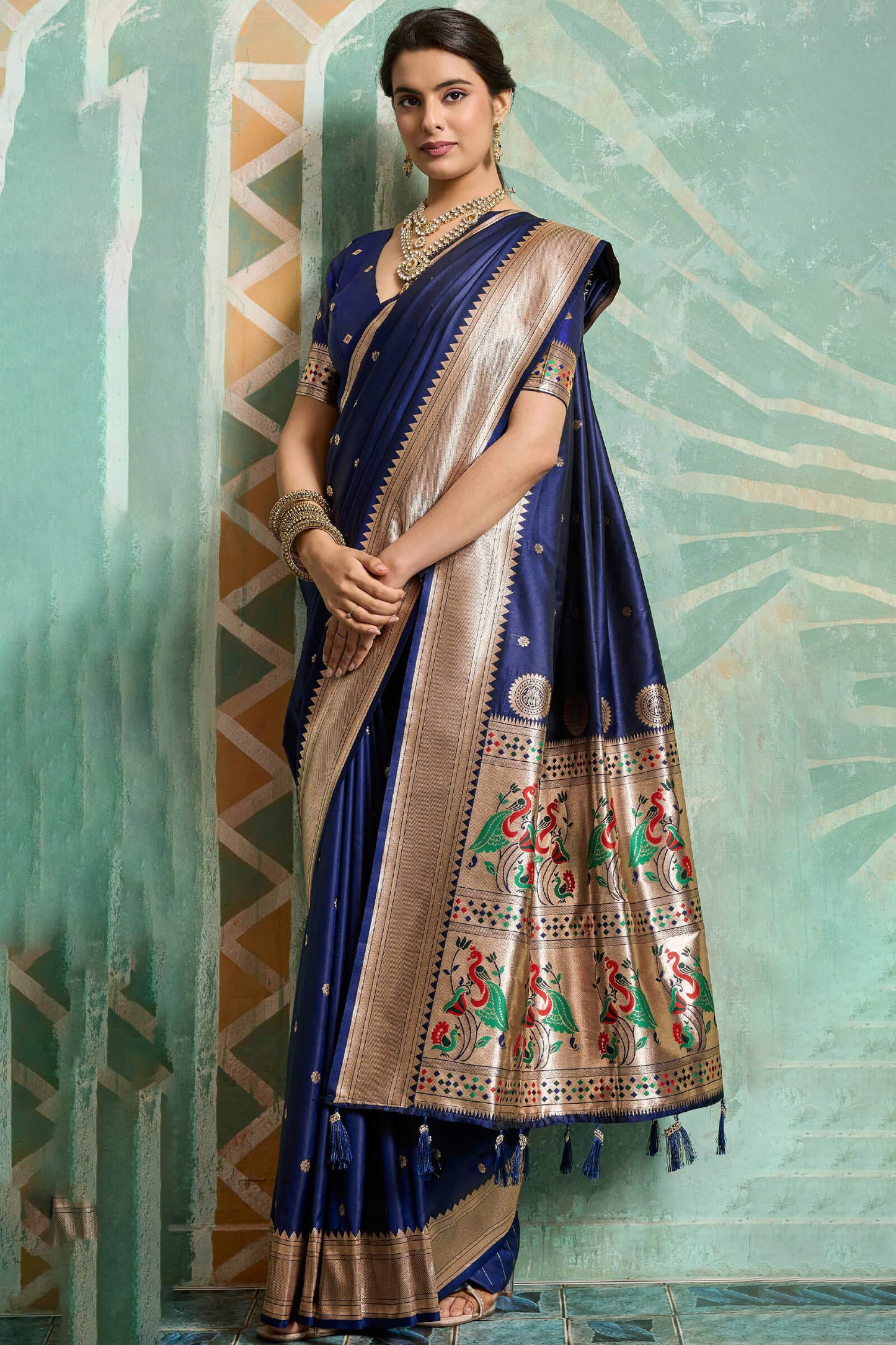 Elision Navy Blue Paithani Silk Saree With Beautiful Blouse Piece