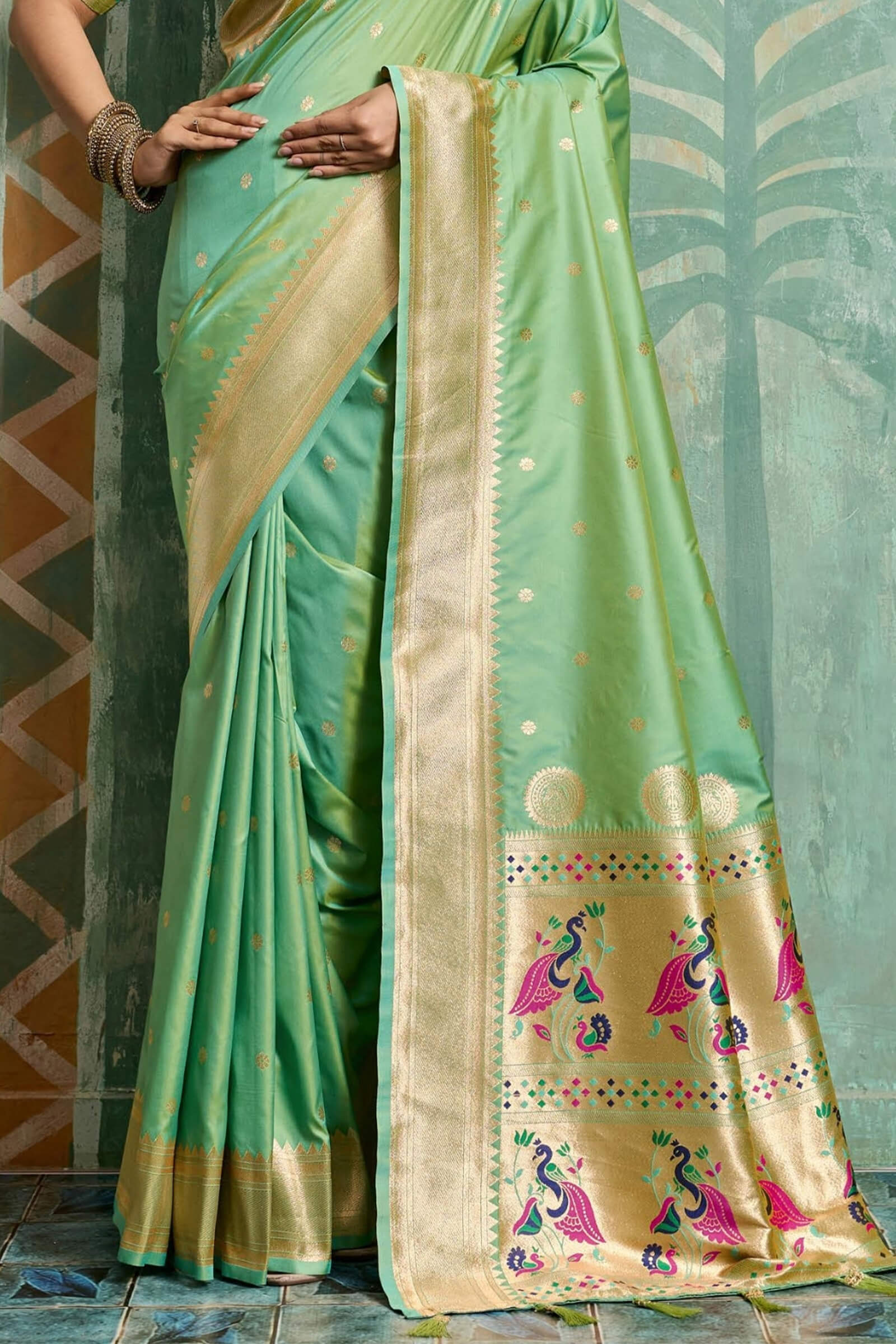 Exceptional Pista Paithani Silk Saree With Groovy Blouse Piece