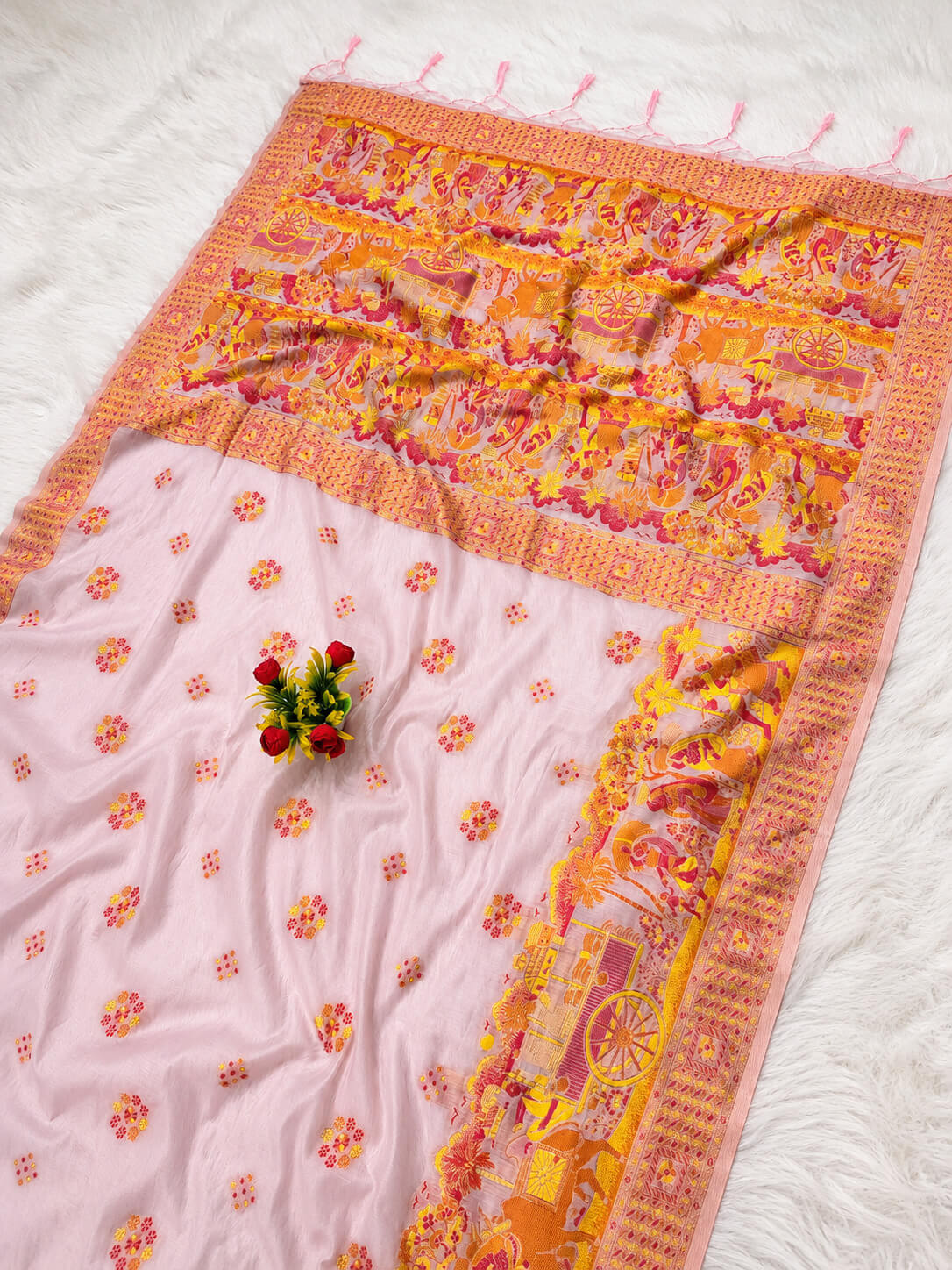 Hypnotic Pink Pashmina Silk Saree With Snappy Blouse Piece