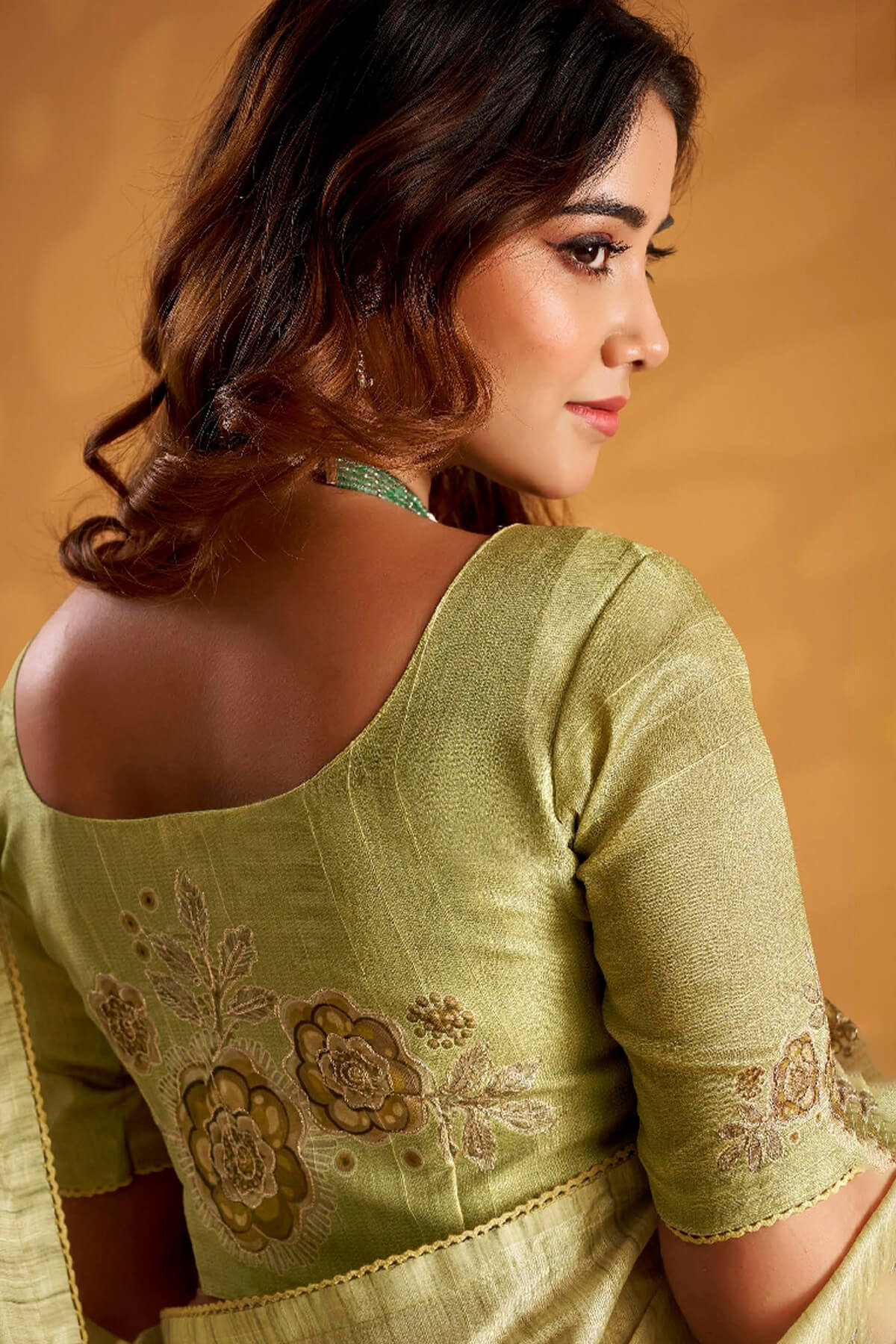 Phenomenal Pista Digital Printed Tussar Silk Saree With Moiety Blouse Piece