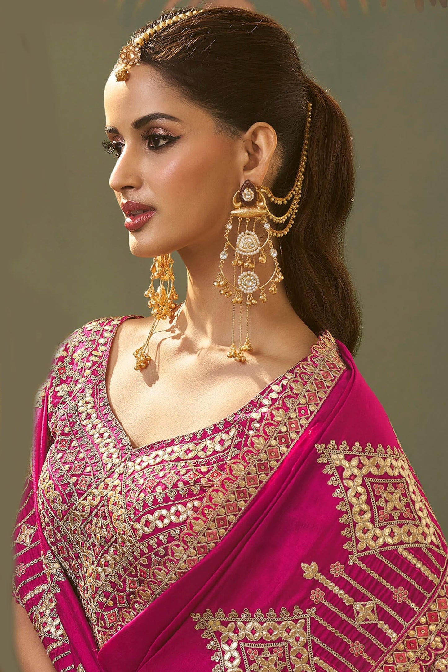 Alluring Dark Pink Soft Silk Embroidery Work Saree With Amiable Blouse Piece