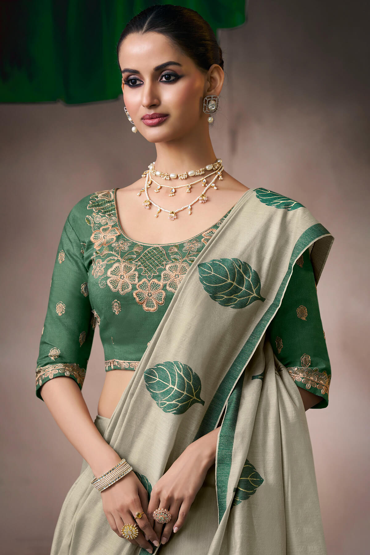 Bucolic Green Viscose Cotton Silk Saree With Energetic Blouse Piece