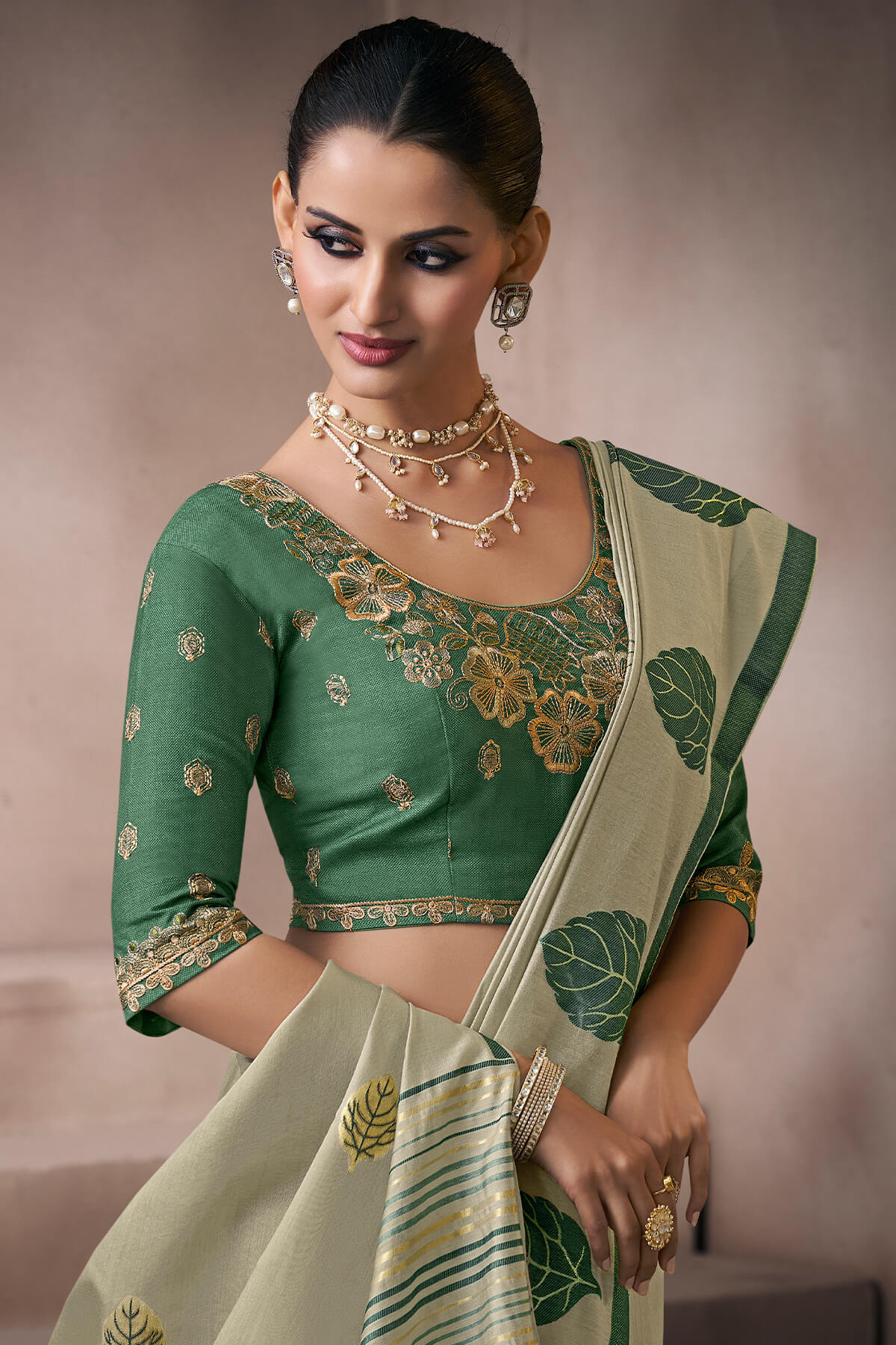 Bucolic Green Viscose Cotton Silk Saree With Energetic Blouse Piece