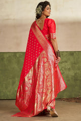 Intricate Dark Pink Pure Zari Weaving Banarasi Silk Saree With Desuetude Blouse Piece