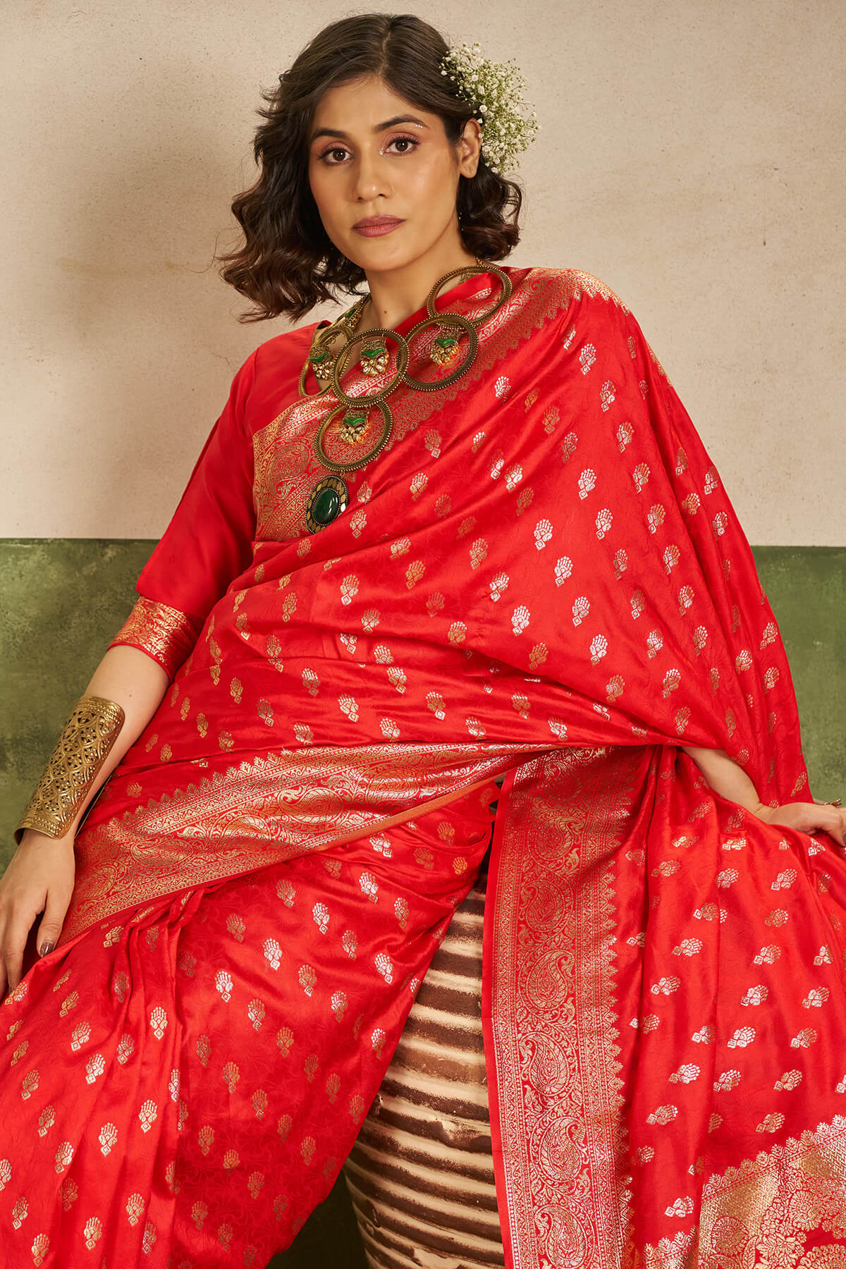 Scintilla Red Pure Zari Weaving Banarasi Silk Saree With Sophisticated Blouse Piece