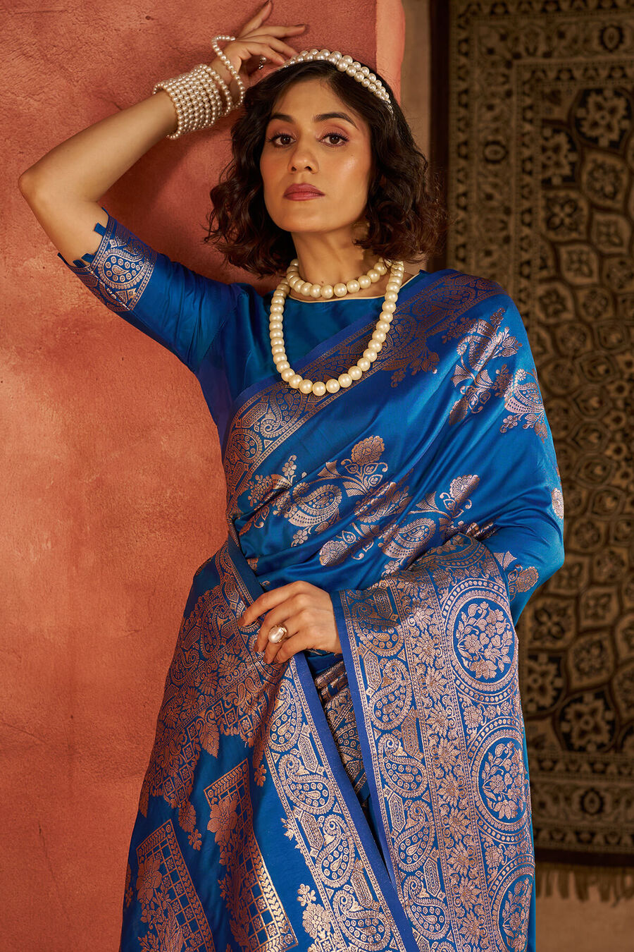 Ethereal Blue Pure Zari Weaving Banarasi Silk Saree With Lassitude Blouse Piece