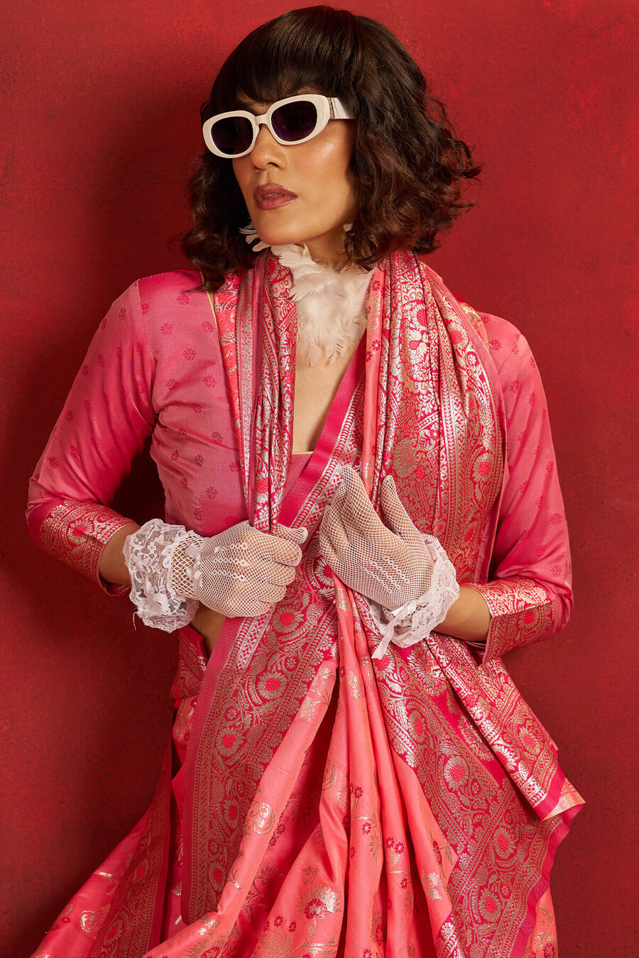 Demesne Pink Pure Zari Weaving Banarasi Silk Saree With Confounding Blouse Piece