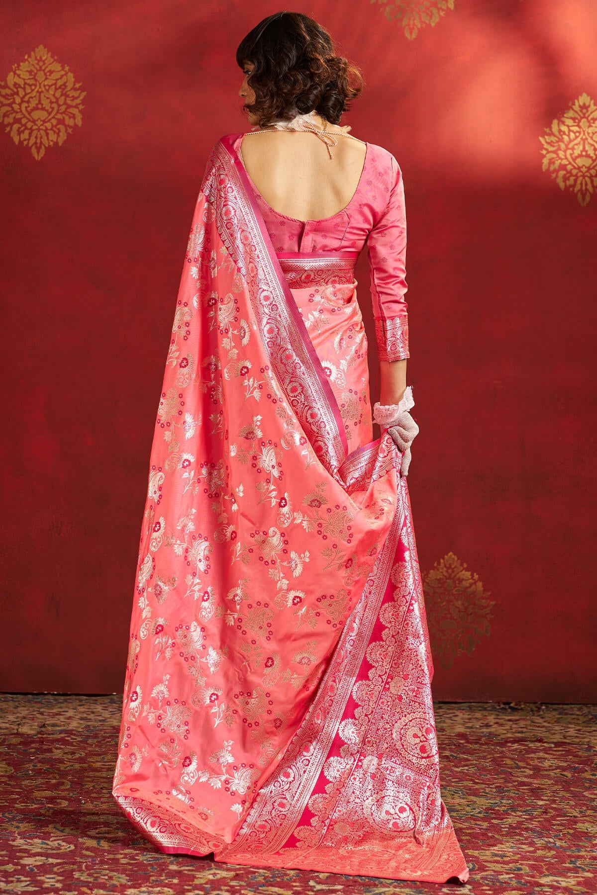 Demesne Pink Pure Zari Weaving Banarasi Silk Saree With Confounding Blouse Piece