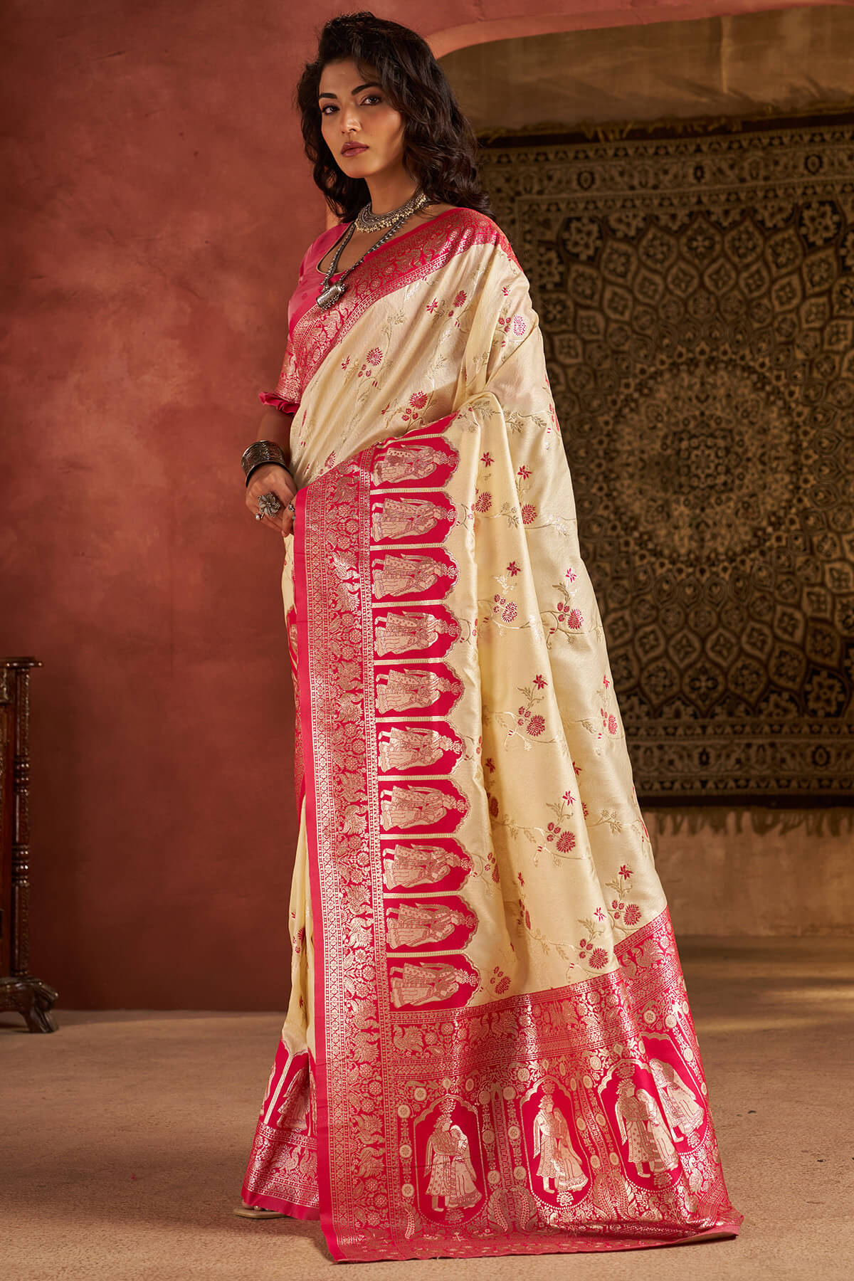 Hypnotic Beige Pure Zari Weaving Banarasi Silk Saree With Mellifluous Blouse Piece