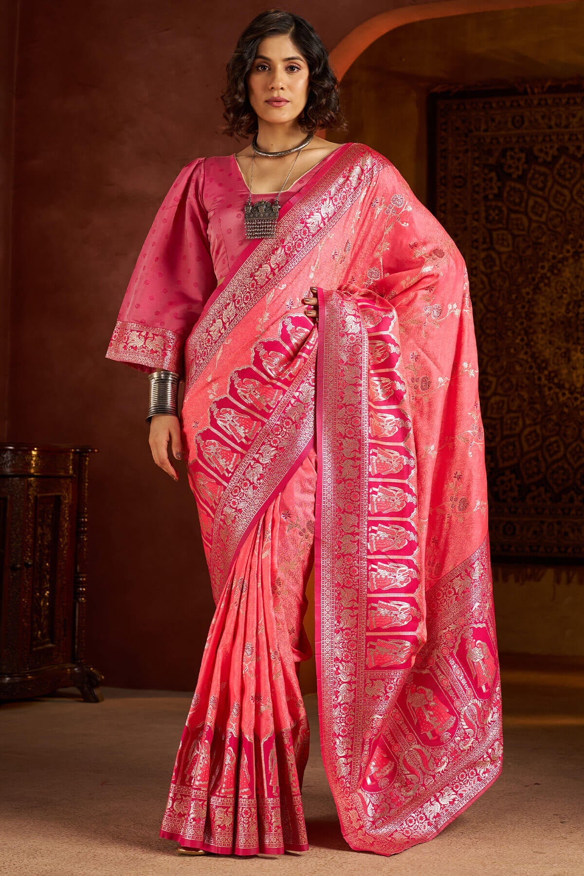 Embrocation Pink Pure Zari Weaving Banarasi Silk Saree With Moiety Blouse Piece