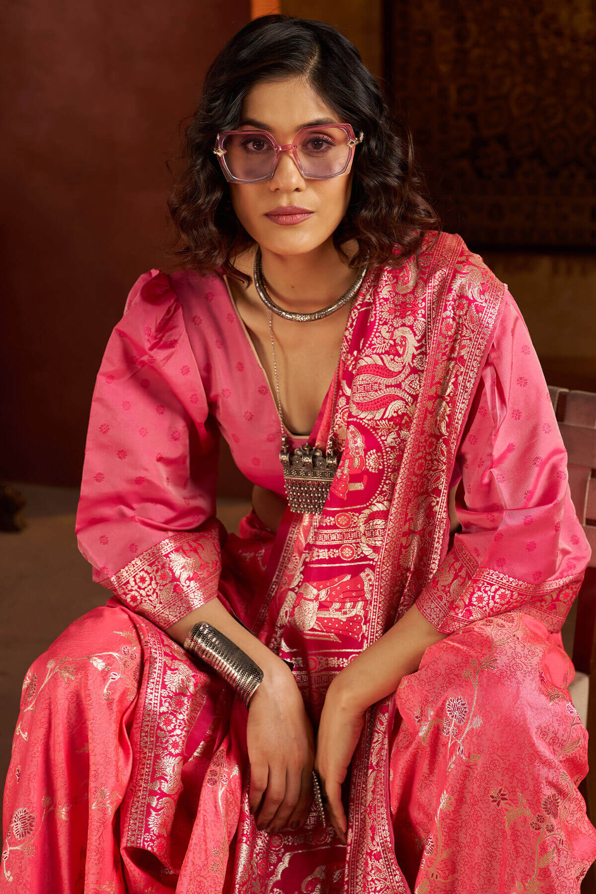 Embrocation Pink Pure Zari Weaving Banarasi Silk Saree With Moiety Blouse Piece