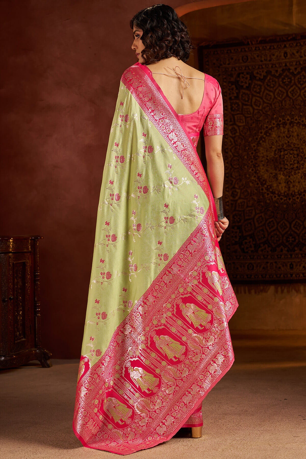Posh Pista Pure Zari Weaving Banarasi Silk Saree With Refreshing Blouse Piece