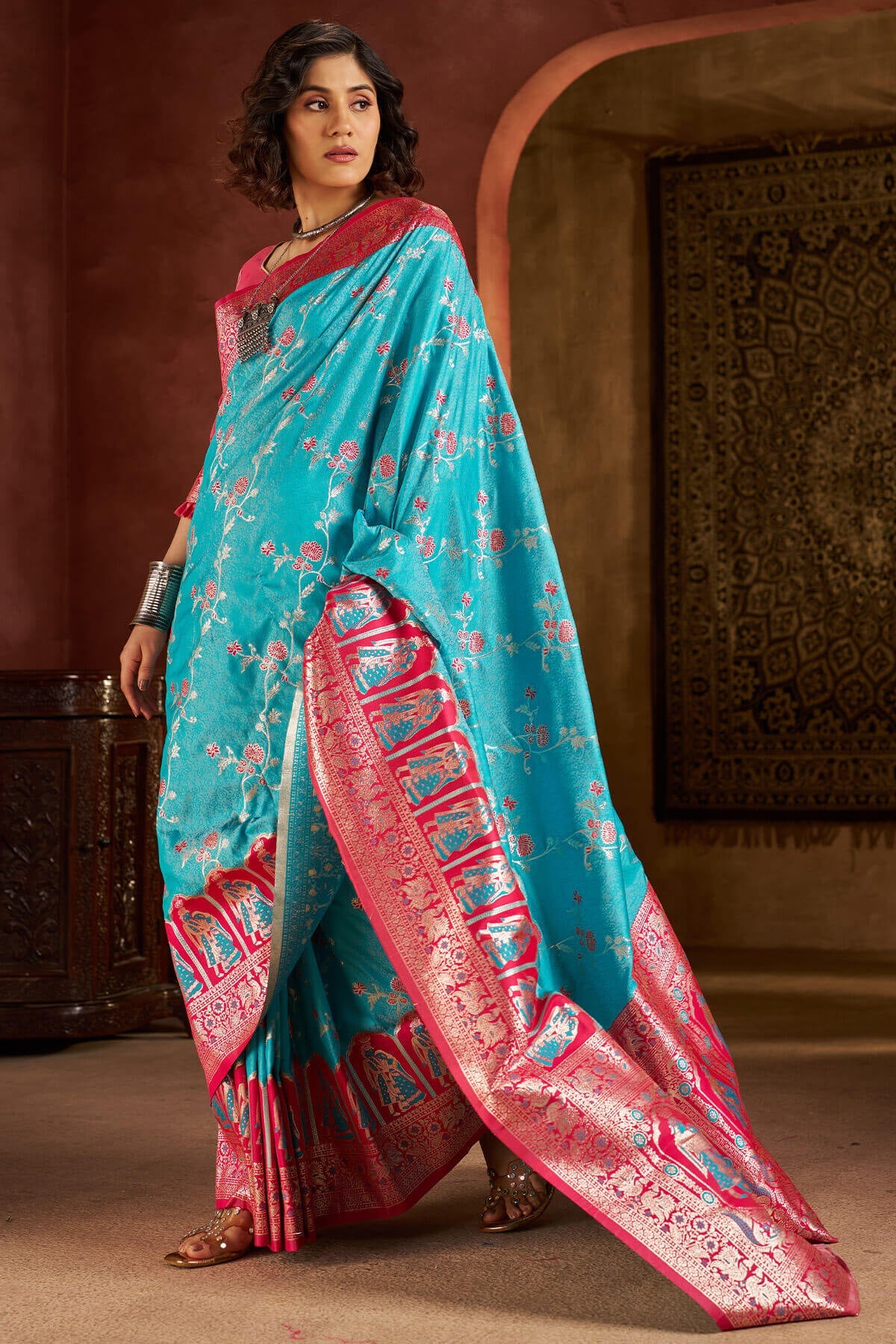 Scrumptious Turquoise Pure Zari Weaving Banarasi Silk Saree With Elegant Blouse Piece