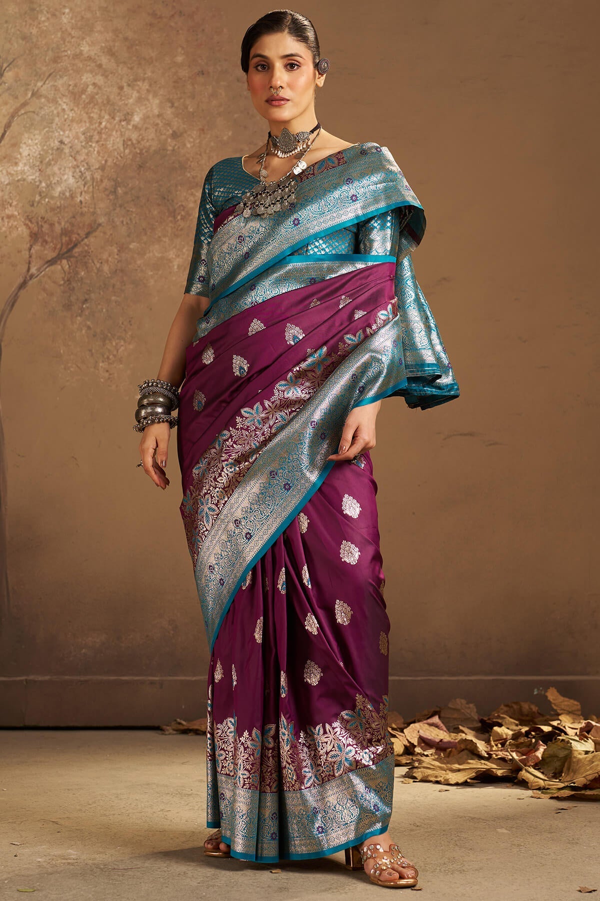 Fancifull Purple Pure Zari Weaving Banarasi Silk Saree With Efflorescence Blouse Piece