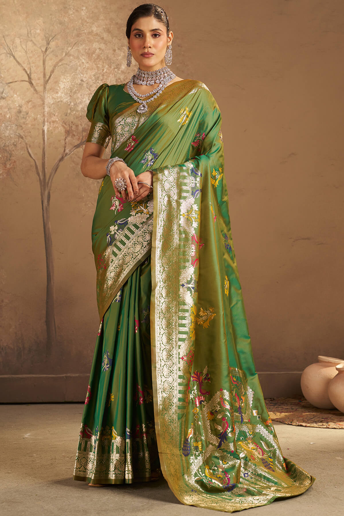 Lovely Green Pure Zari Weaving Banarasi Silk Saree With Nectarous Blouse Piece