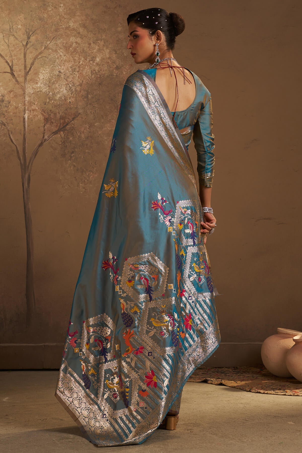 Sizzling Grey Pure Zari Weaving Banarasi Silk Saree With Dulcet Blouse Piece