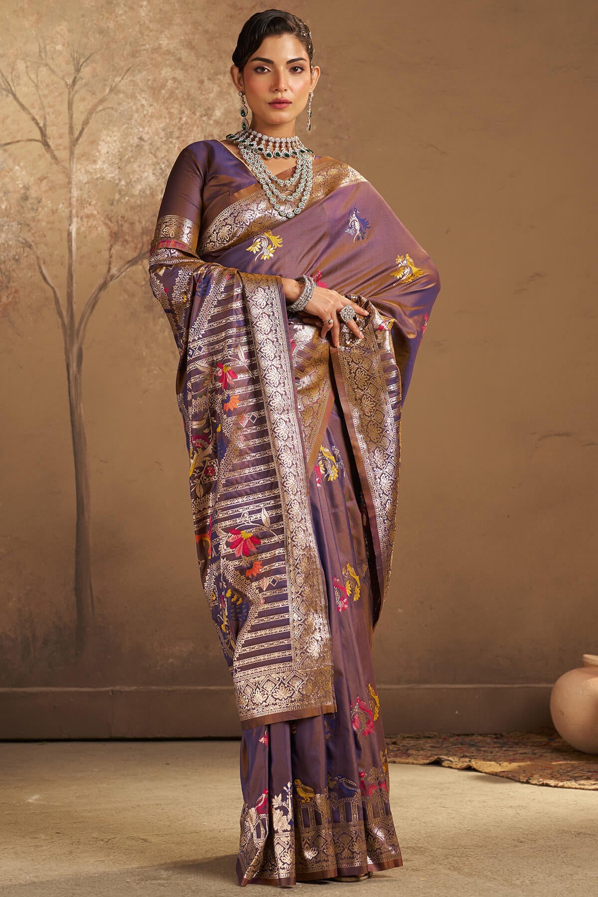 Resplendent Purple Pure Zari Weaving Banarasi Silk Saree With Scintilla Blouse Piece